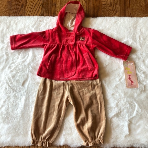 duck duck goose Other - Baby girl two piece outfit hooded shirt size 6-9 months red and beige